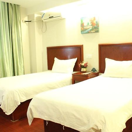 Greentree Alliance Shanghai Chongming Bayi Road Walking Street Hotel Exterior photo