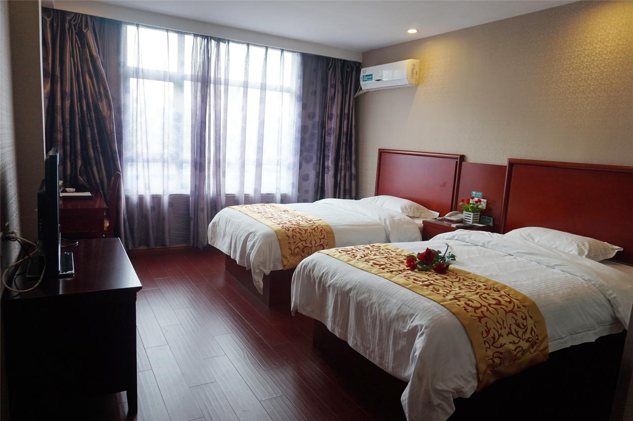 Greentree Alliance Shanghai Chongming Bayi Road Walking Street Hotel Exterior photo