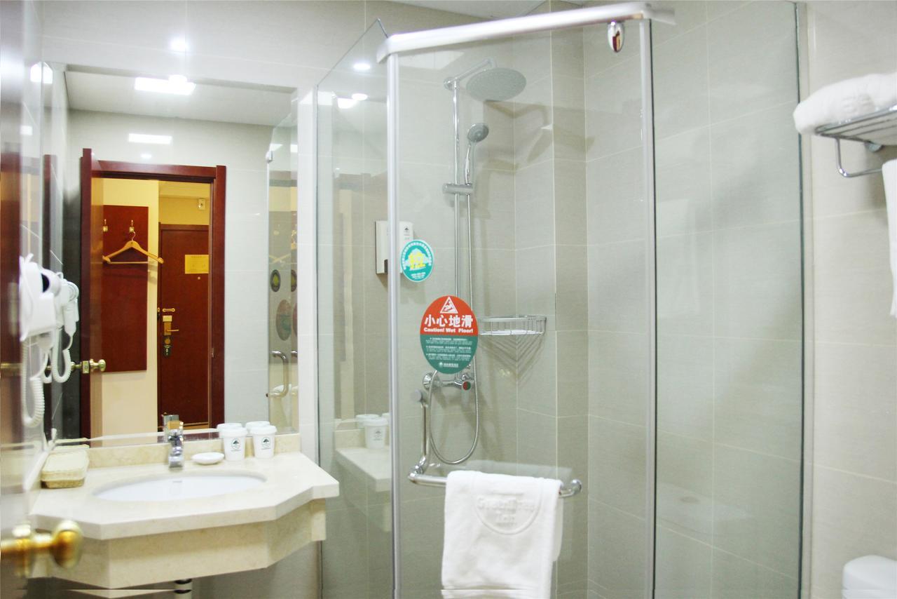 Greentree Alliance Shanghai Chongming Bayi Road Walking Street Hotel Exterior photo