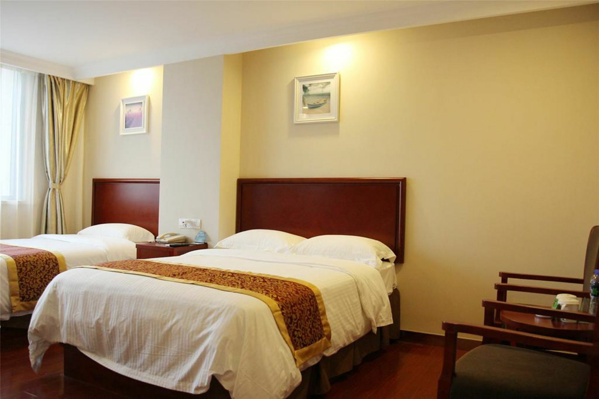 Greentree Alliance Shanghai Chongming Bayi Road Walking Street Hotel Exterior photo